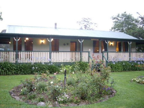Brilex Park B & B - Broome Tourism 5