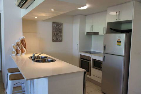 Agnes Water Beach Club - Broome Tourism 4