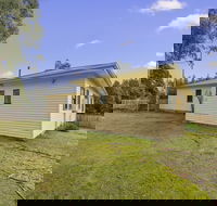 Giants Table and Cottages - Broome Tourism