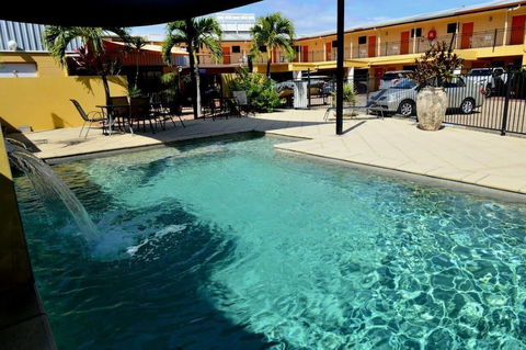 Summit Motel - Broome Tourism 2