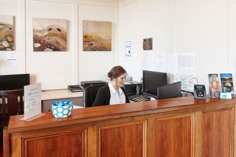 Auldington Hotel - Broome Tourism 3