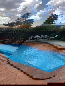 Forest Lodge Motor Inn & Restaurant - Broome Tourism 6