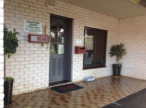 Forest Lodge Motor Inn & Restaurant - Broome Tourism 1