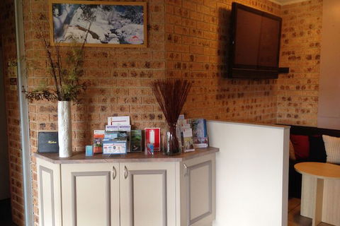 Aalberg Chalet - Broome Tourism 1