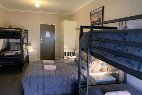 Aalberg Chalet - Broome Tourism 7