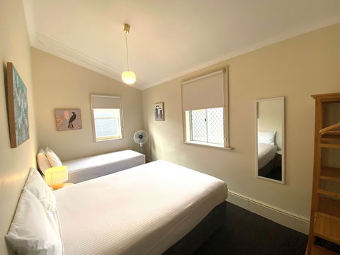 The Clifton & Grittleton Lodge - Broome Tourism 6