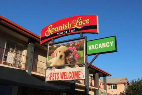 Spanish Lace Motor Inn - Broome Tourism 3