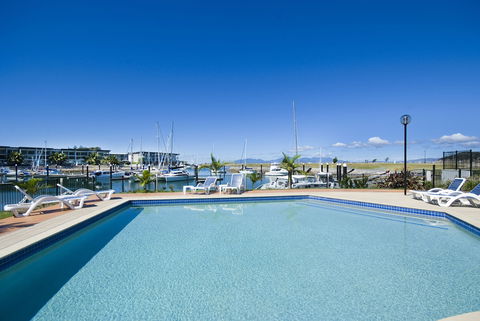 Beachside Magnetic Harbour - Broome Tourism 5