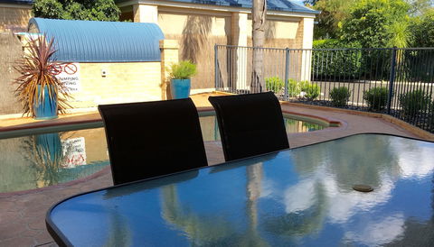 Edward Parry Motel & Apartments - Broome Tourism 3