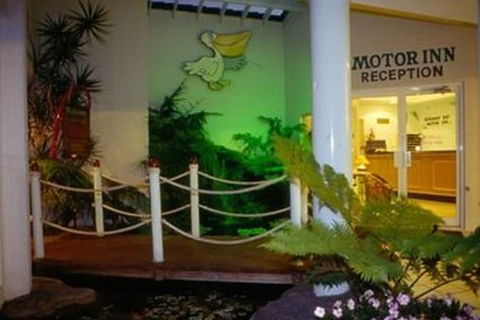Runaway Bay Motor Inn - Broome Tourism 1