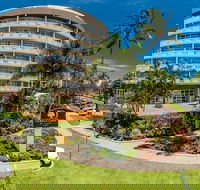 DoubleTree by Hilton Hotel Cairns - Broome Tourism