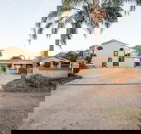 Jacaranda Place Motor Inn - Broome Tourism