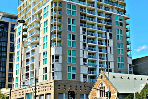Adelaide DressCircle Apartments North Terrace - Broome Tourism 0