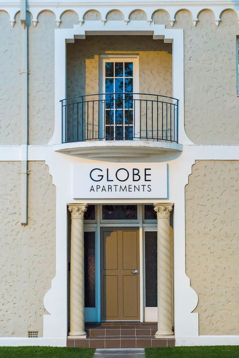Globe Apartments - Broome Tourism 3
