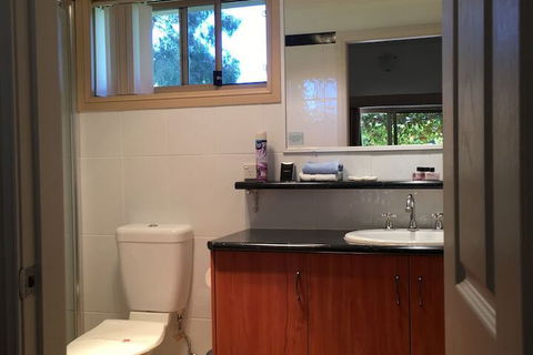 Ophir Gold Bed & Breakfast - Broome Tourism 7