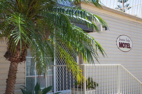 Jasmine Lodge Motel - Broome Tourism 1