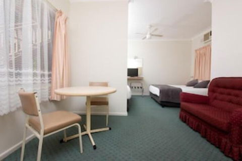 Jasmine Lodge Motel - Broome Tourism 7