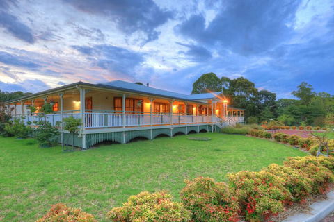 Logger's Rest - Broome Tourism 1