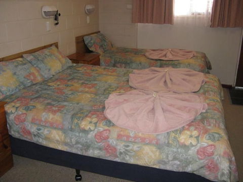 Peak Hill Golden Peak Budget Motel - Broome Tourism 5