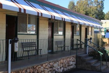 Peak Hill Golden Peak Budget Motel - Broome Tourism 0