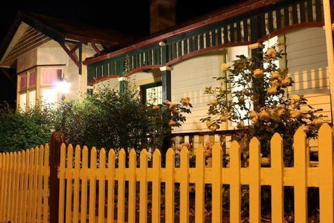 Ross B&B Accommodation - Broome Tourism 5