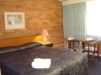 Chermside Green Motel - Broome Tourism 1