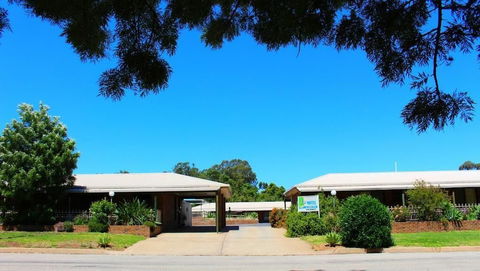 Tooleybuc Motel - Broome Tourism 1
