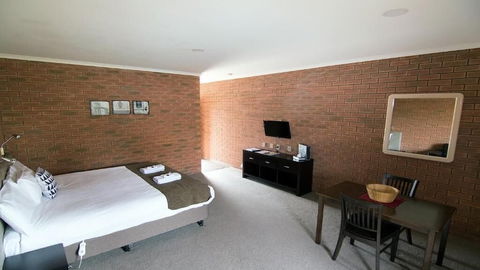 Ashleigh Court Motor Inn - Broome Tourism 6
