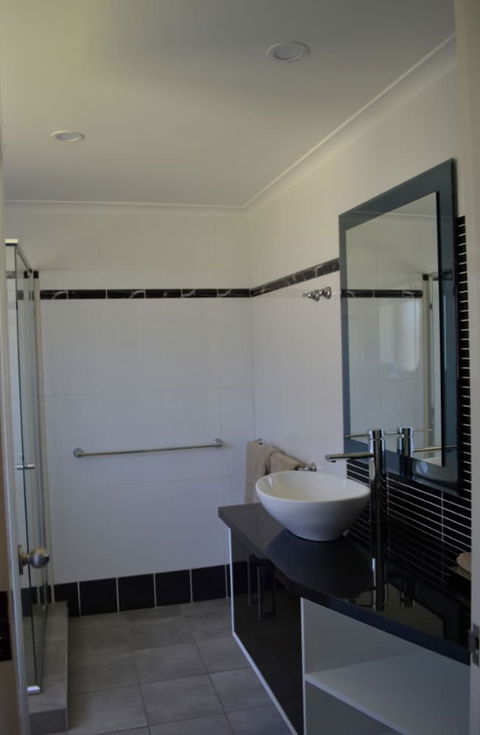 Cattleman's Country Motor Inn & Serviced Apartments - Broome Tourism 2
