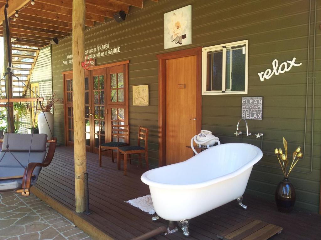  Broome Tourism