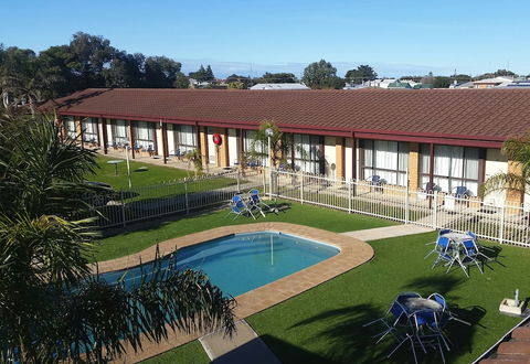 Lacepede Bay Motel - Broome Tourism 0