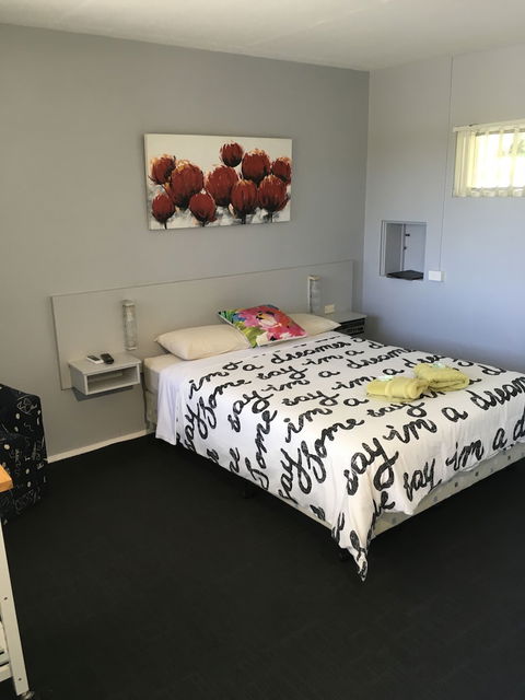 Plantation Retro Motel Tyndale - Broome Tourism 4