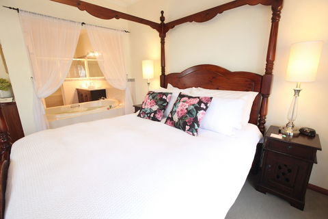 Wine And Roses B&B - Broome Tourism 2