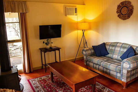 Kalimna Woods Cottages - Broome Tourism 5