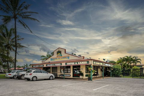 Tropical Lodge - Broome Tourism 1