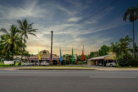 Tropical Lodge - Broome Tourism 6