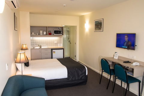 Shoreline Hotel - Broome Tourism 0