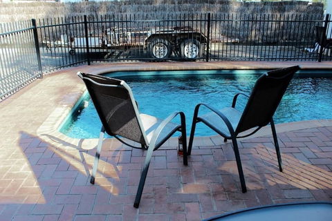 Golden River Motor Inn - Broome Tourism 2