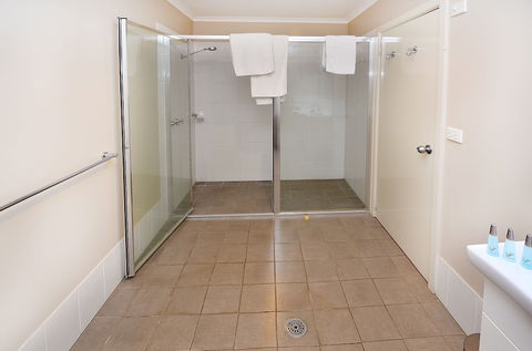 Mackellar Motel - Broome Tourism 6