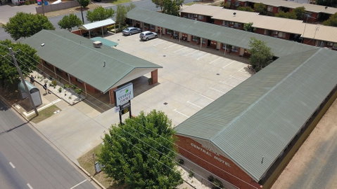 Moama Central Motel - Broome Tourism 1