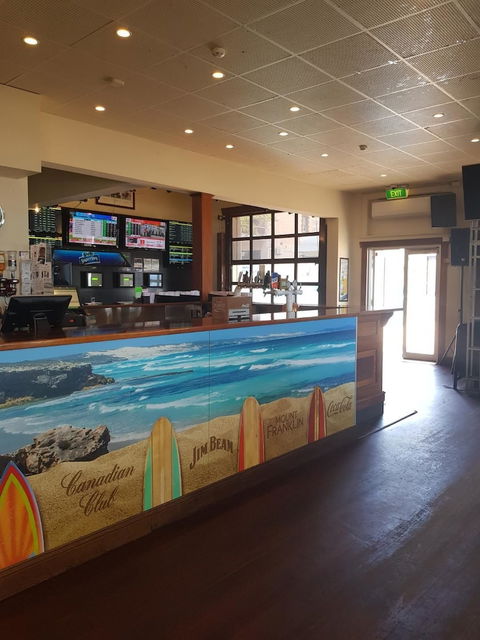 Port Lincoln Pier Hotel - Broome Tourism 3