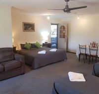 Beachport Motor Inn - Broome Tourism