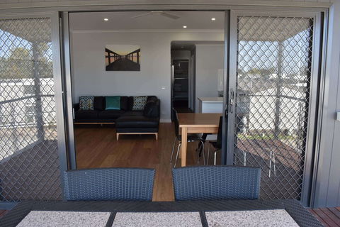 Tasman Holiday Parks - Lake Mulwala - Broome Tourism 4