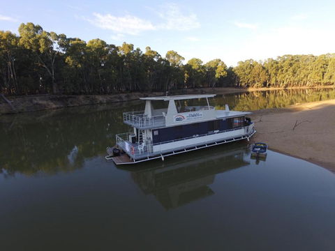 Mildura Houseboats - Broome Tourism 6