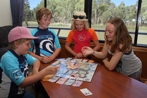 Mildura Houseboats - Broome Tourism 2