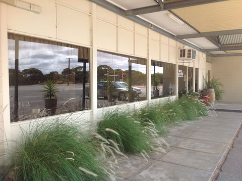 Ceduna Motor Inn - Broome Tourism 1