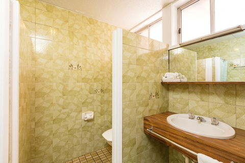 Mid City Plantation Motel - Broome Tourism 4