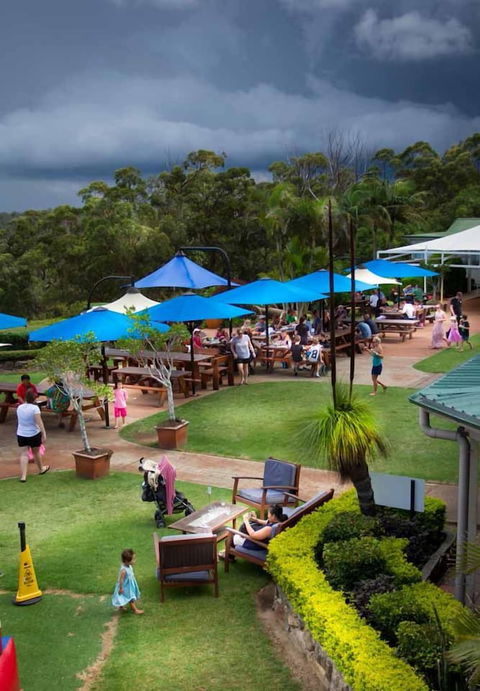Eagle Heights Mountain Hotel - Broome Tourism 2
