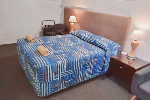 Warren Motor Inn - Broome Tourism 7