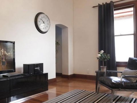 Boutique Stays - Parliament Place- Brighton - Broome Tourism 0